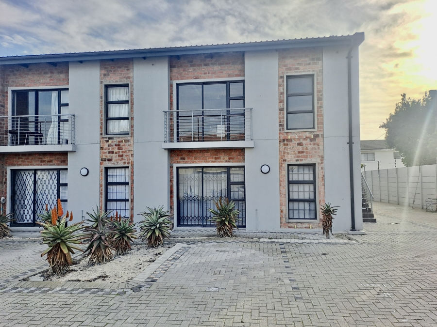 To Let 2 Bedroom Property for Rent in Table View Western Cape